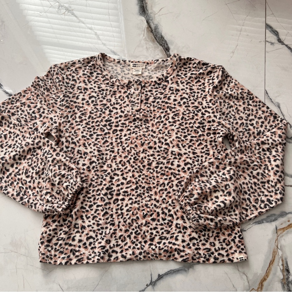 Billabong Leopard Print Long Sleeve Soft Comfy Top Women’s Large